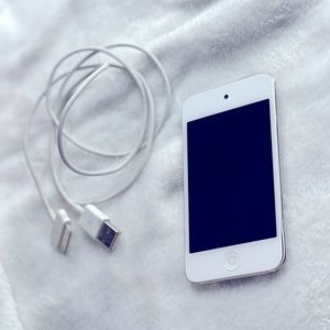 Apple Itouch 6th generation 32GB